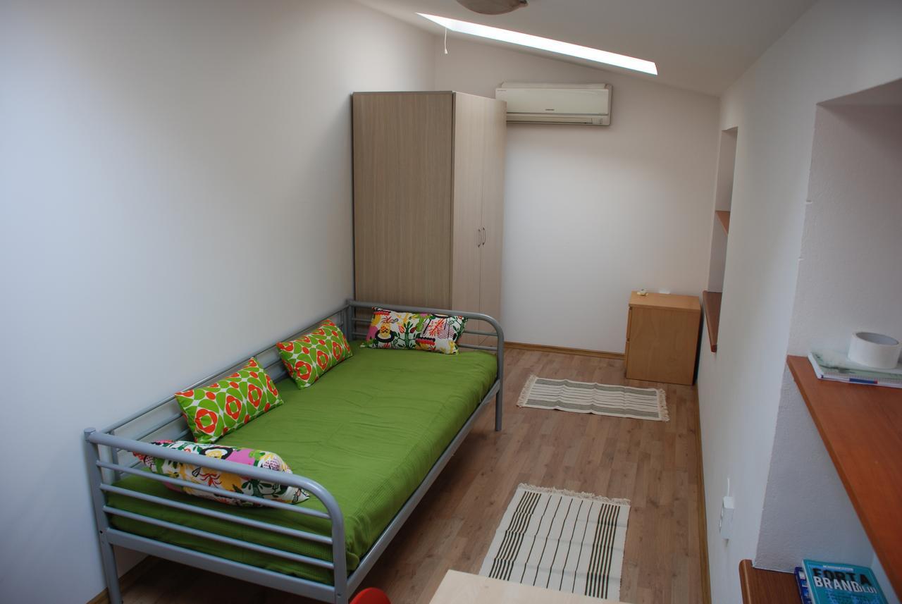 Vatra Accommodation Bucharest Exterior photo
