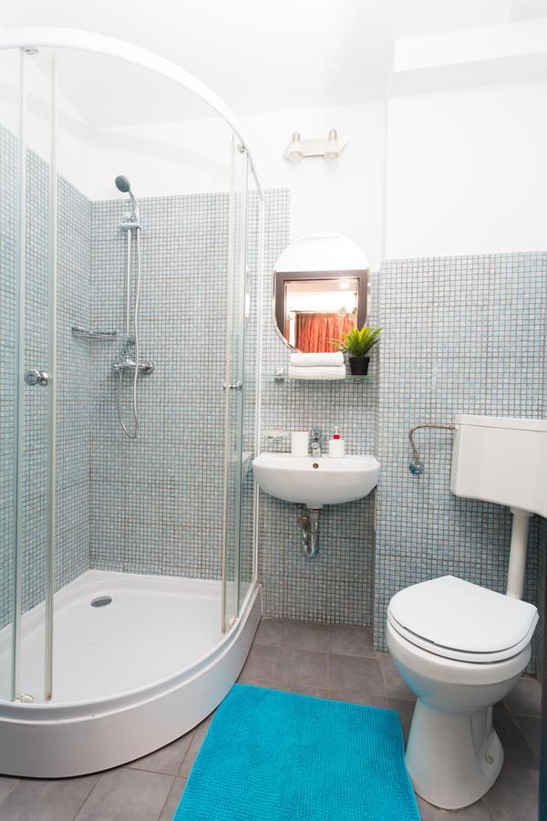 Vatra Accommodation Bucharest Exterior photo