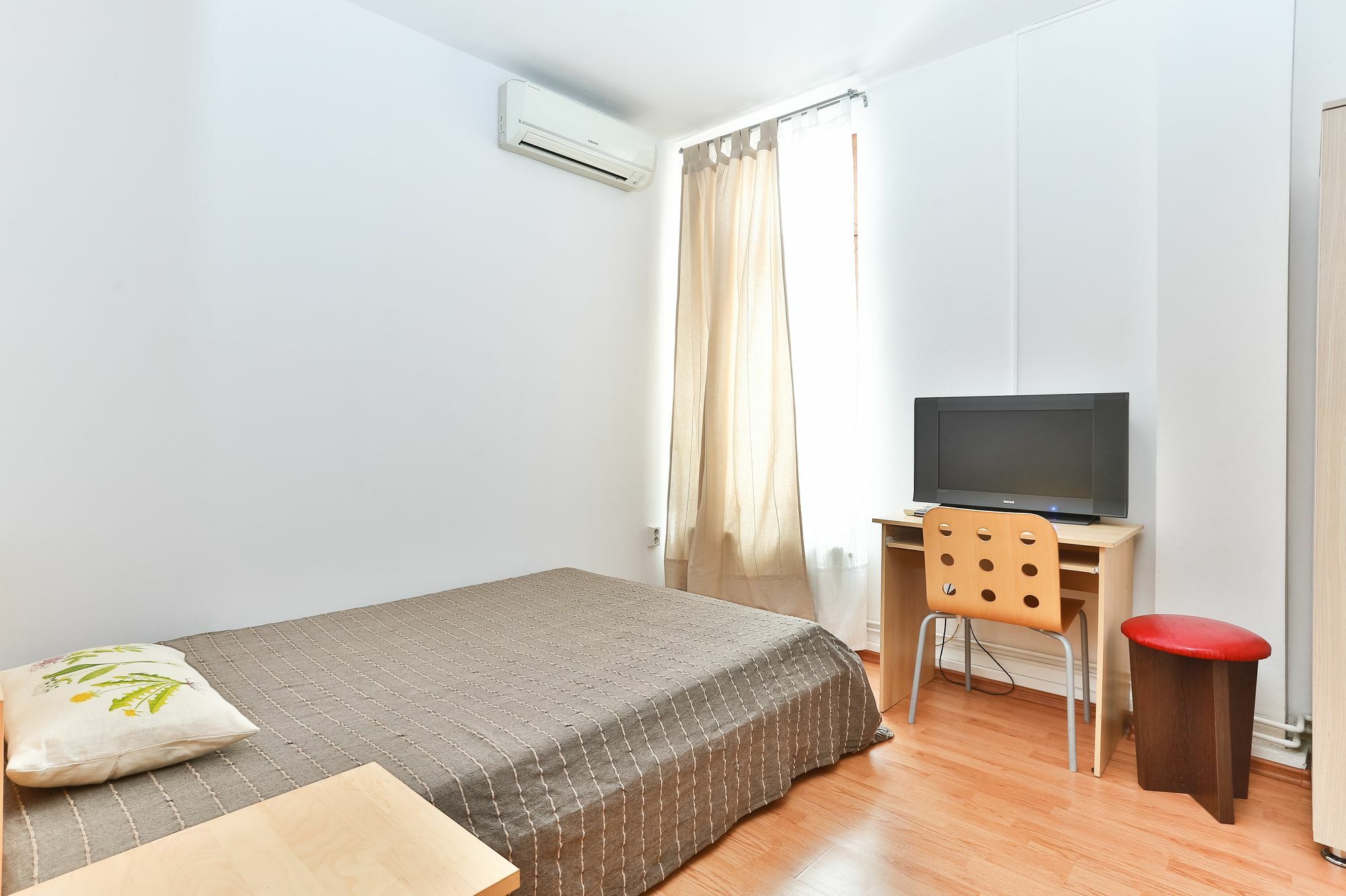 Vatra Accommodation Bucharest Exterior photo
